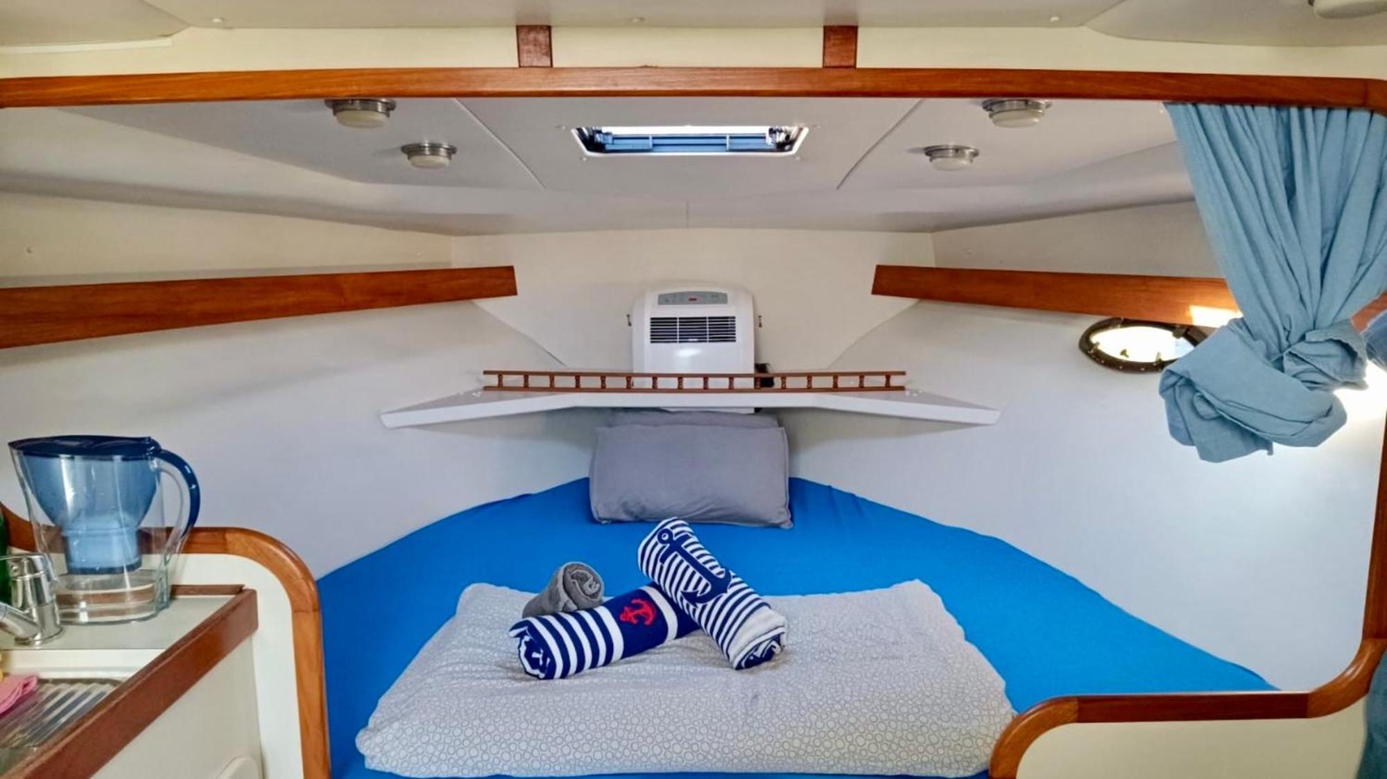 Cozy Private Two Rooms Yacht In Barcelona With Free Parking サン・アドリア・デ・ベソス エクステリア 写真